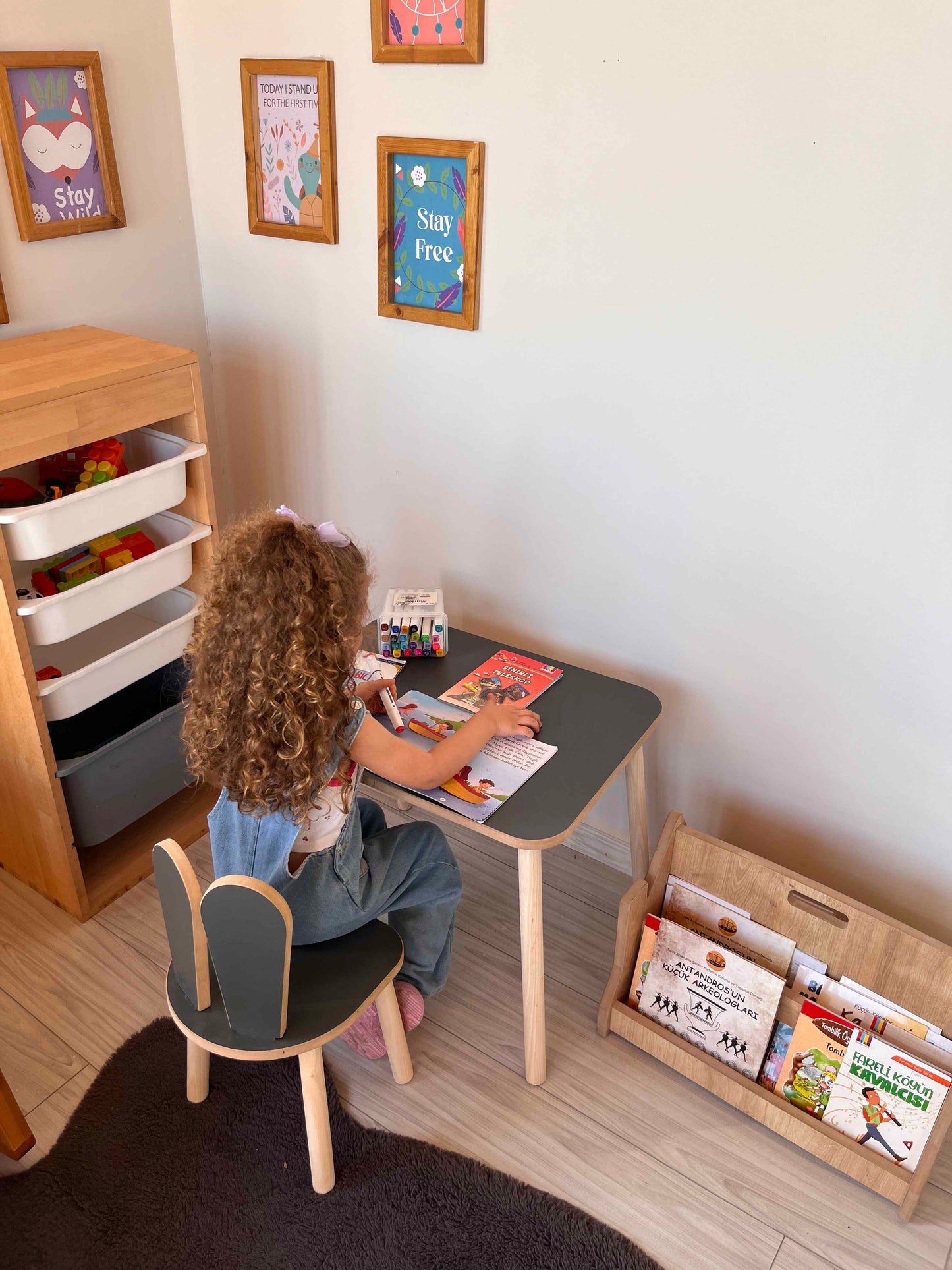 Montessori Anthracite Children’s Study Table with Bunny Chair