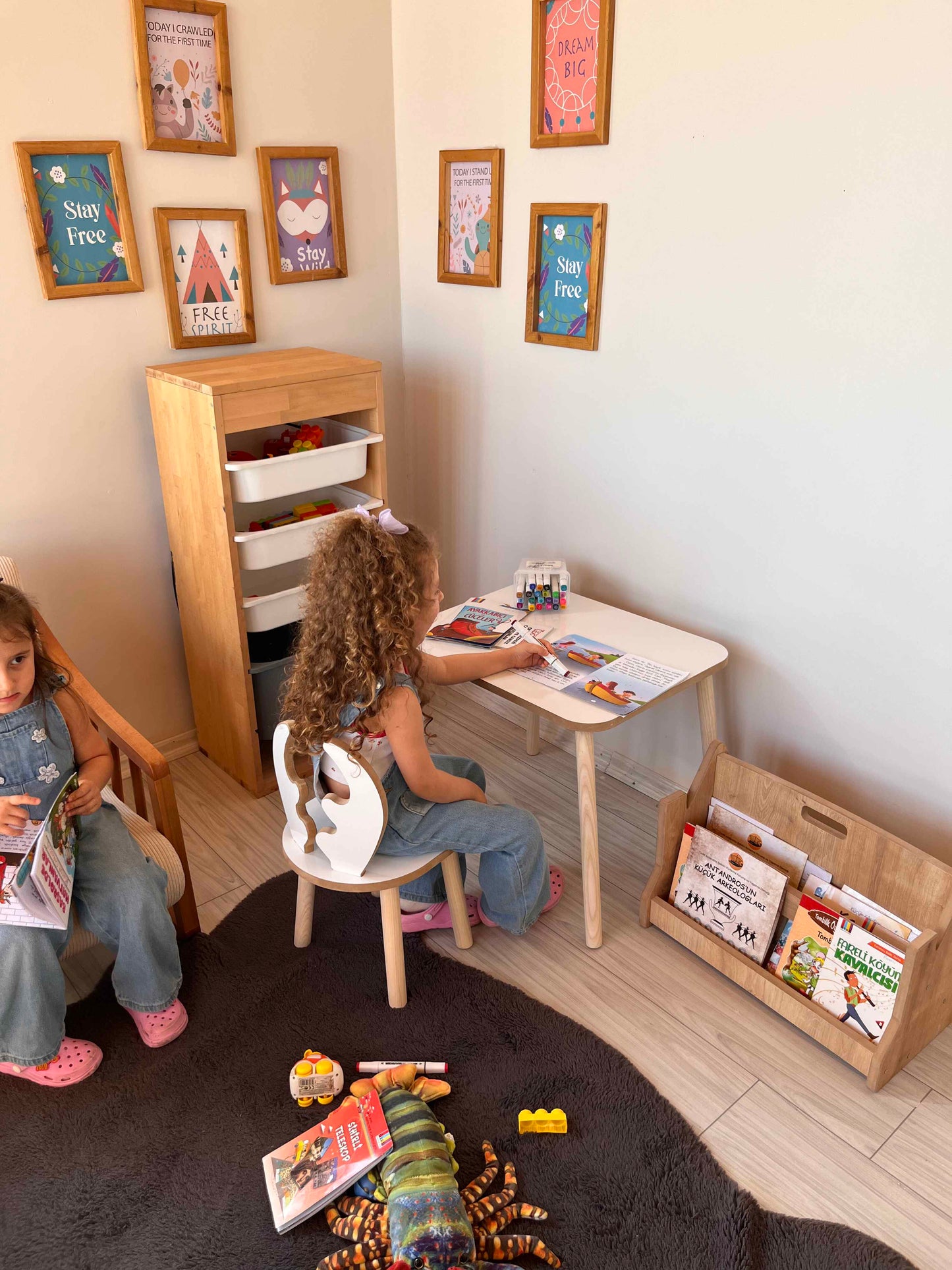 Montessori White Children’s Study Table with Deer Chair