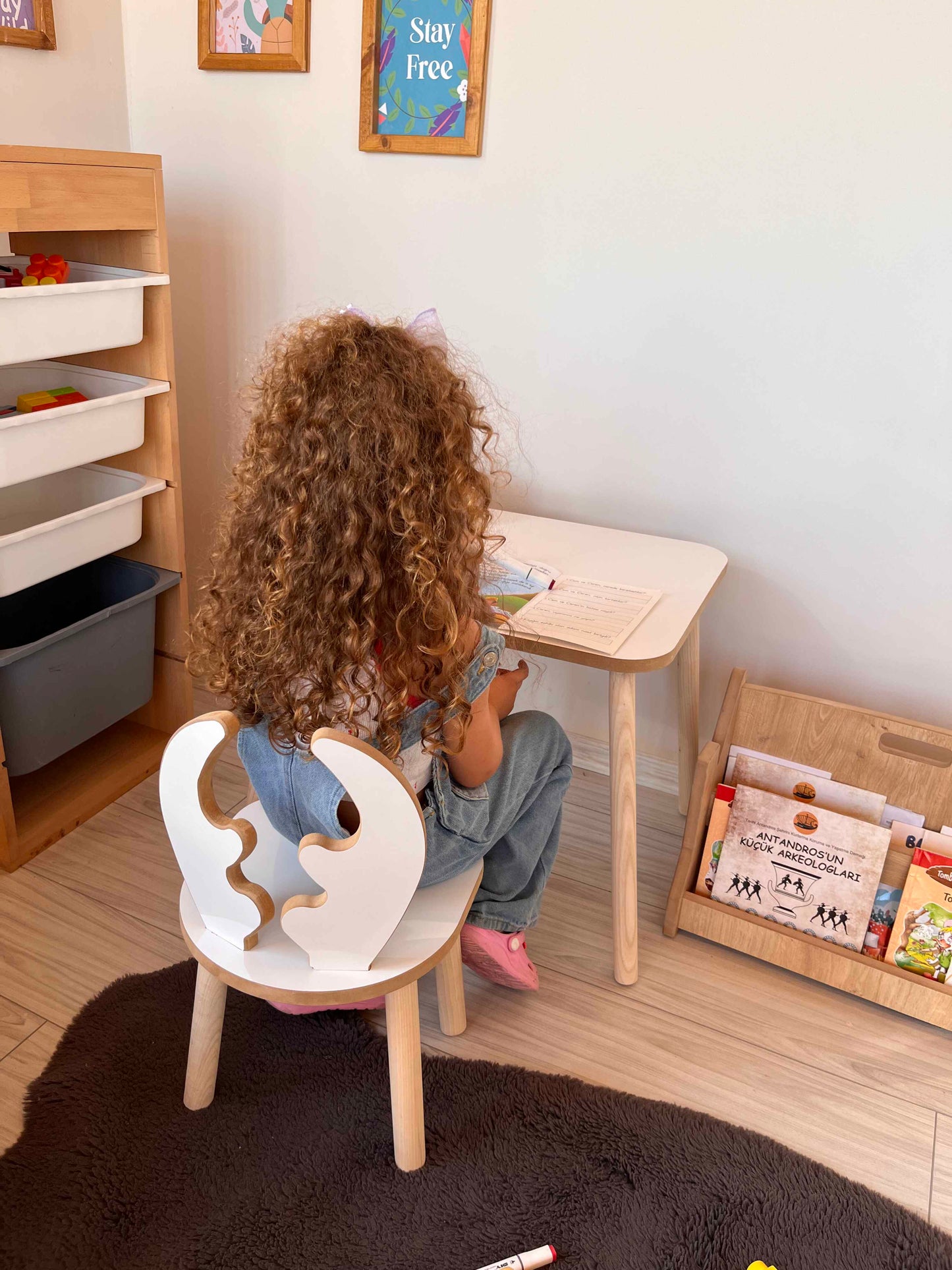 Montessori White Children’s Study Table with Deer Chair
