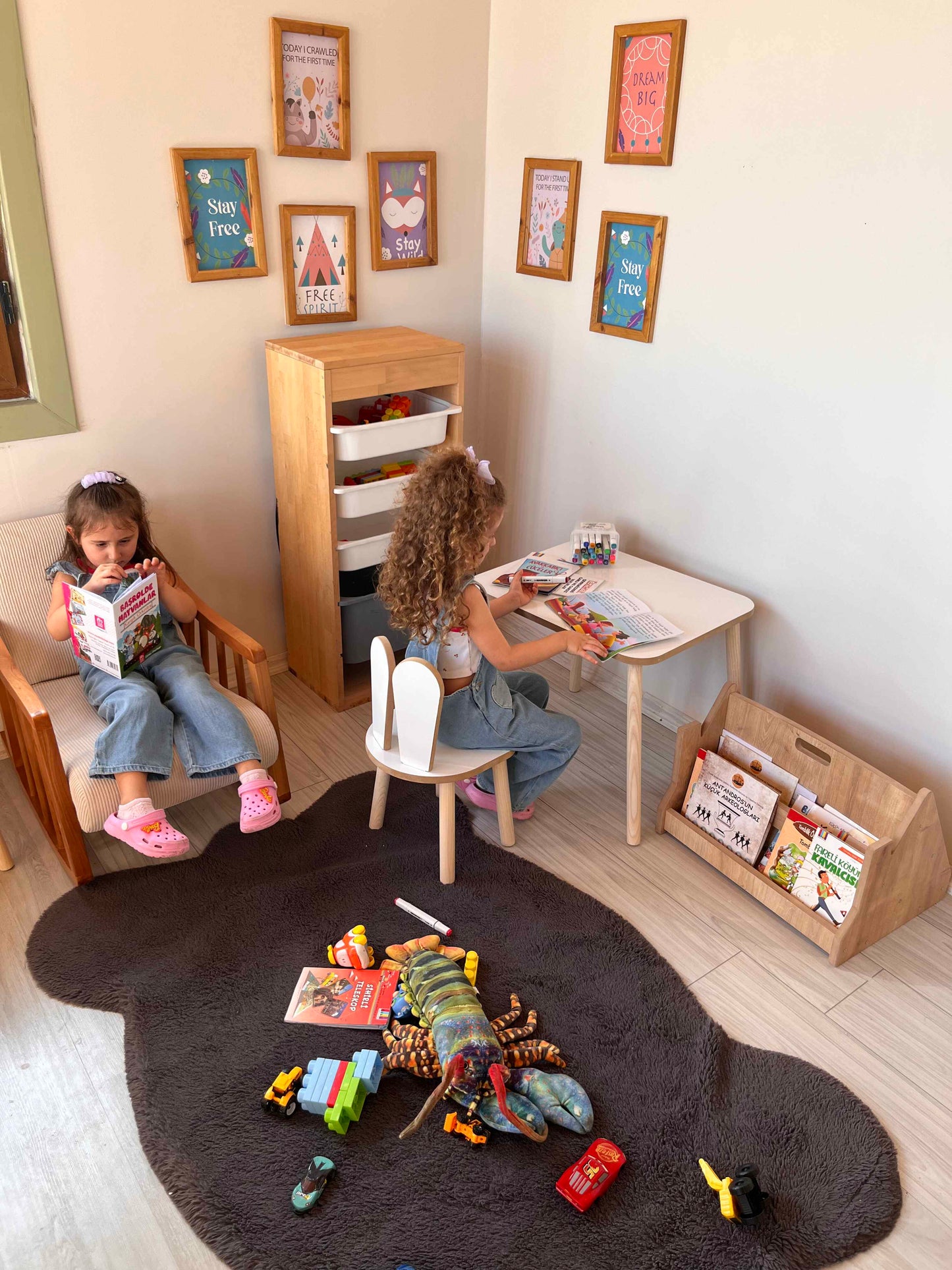 Montessori White Children’s Study Table with Bunny Chair