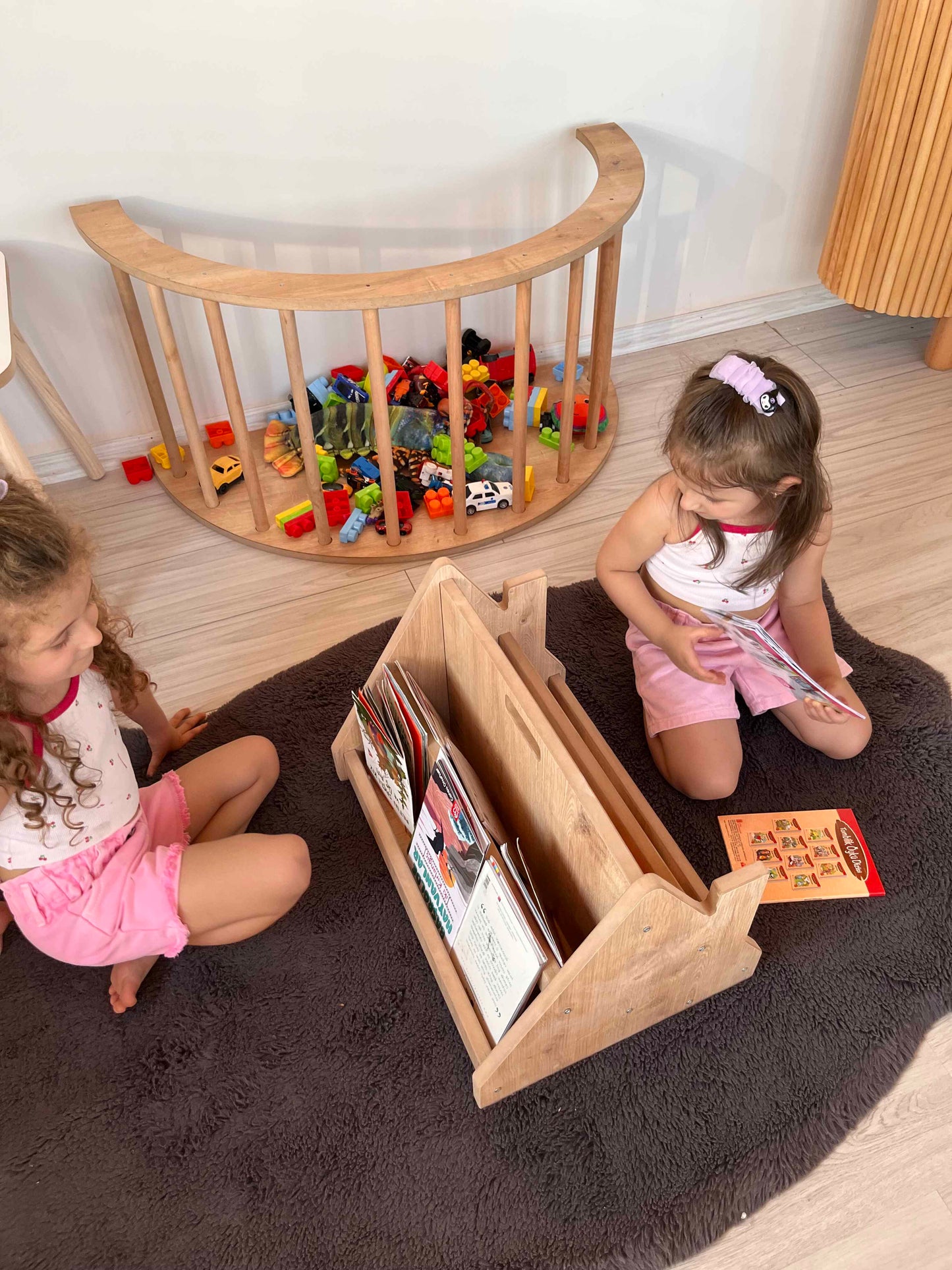 Montessori Mini Bookshelf